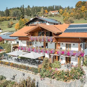 Und Berger Apartment