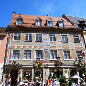 Lucky Ludwig Apartment